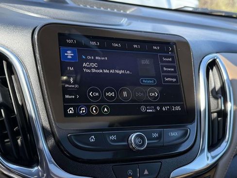Used 2023 Chevrolet Equinox Premier AWD/4WD image 15