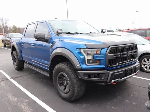 Used 2017 Ford F150 Raptor w/ Equipment Group 802A Luxury image 2