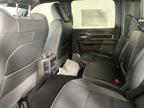 New 2026 RAM 2500 Laramie AWD/4WD image 40