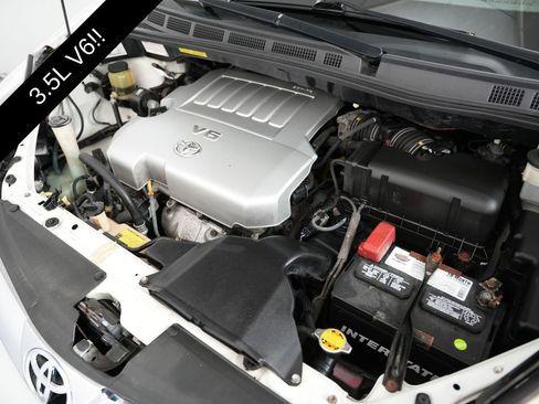 Used 2010 Toyota Sienna XLE Limited image 53