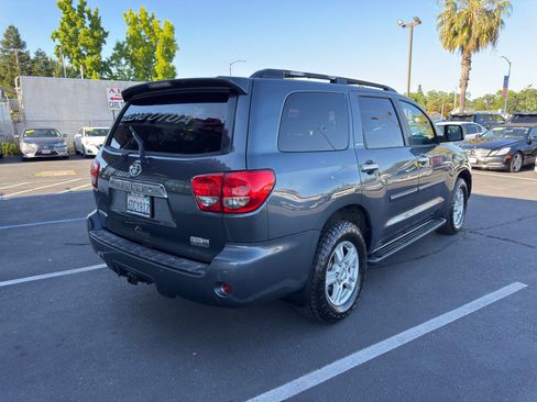 Used 2008 Toyota Sequoia Limited AWD/4WD image 3