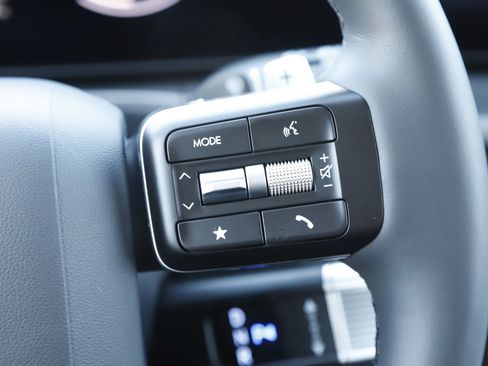 New 2026 Hyundai Santa Fe SE image 19