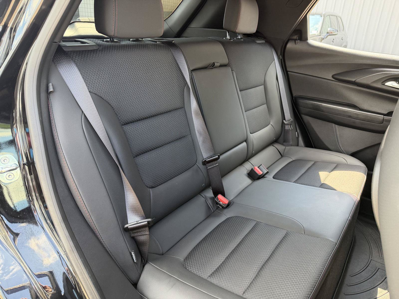 Used 2023 Chevrolet TrailBlazer RS w/ Convenience Package FWD image 21