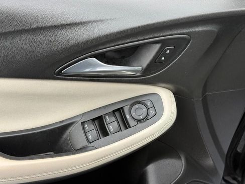 Used 2020 Buick Encore GX Preferred FWD image 12