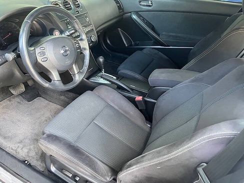 Used 2011 Nissan Altima 2.5 S w/ Convenience Pkg FWD image 9