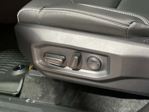 New 2026 Toyota Tundra SR5 AWD/4WD image 21