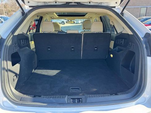 Used 2017 Ford Edge SEL w/ Equipment Group 201A image 6