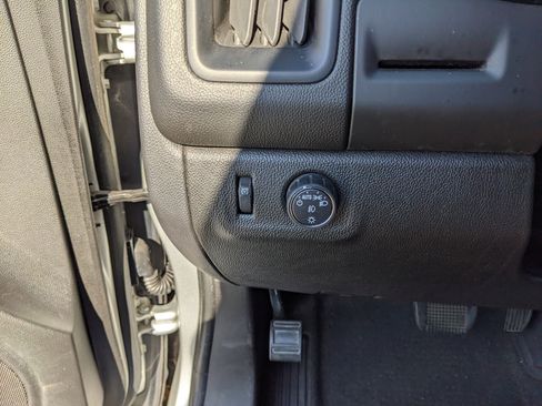 Used 2019 Chevrolet Colorado LT w/ LT Convenience Package image 35