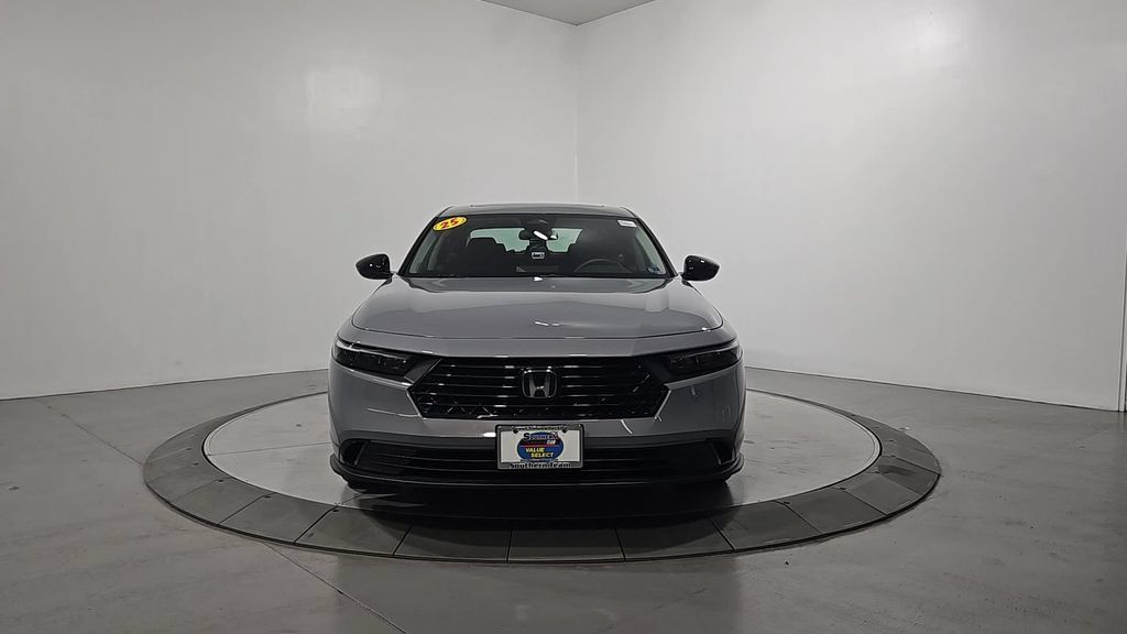 Used 2025 Honda Accord SE image 8