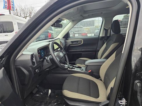 Used 2025 Ford Bronco Sport Big Bend w/ Convenience Package image 12