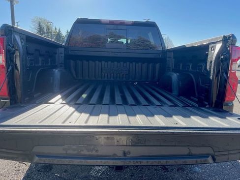 Used 2023 Chevrolet Silverado 1500 High Country w/ Technology Package image 26