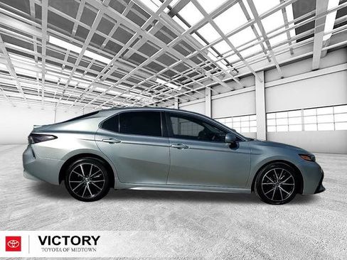 Used 2023 Toyota Camry SE w/ Protection Package (Q2) (TMS) image 2