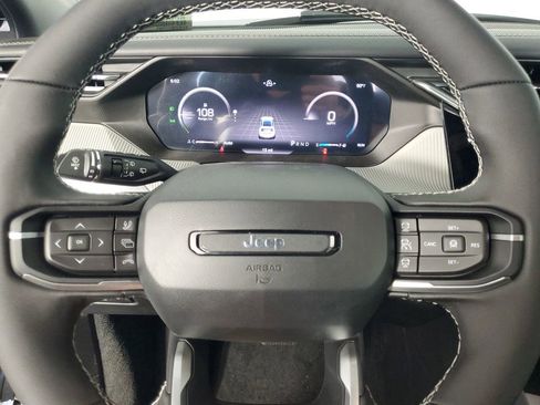 New 2026 Jeep Cherokee Laredo image 22