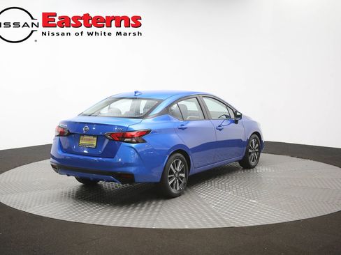Used 2022 Nissan Versa SV FWD image 39