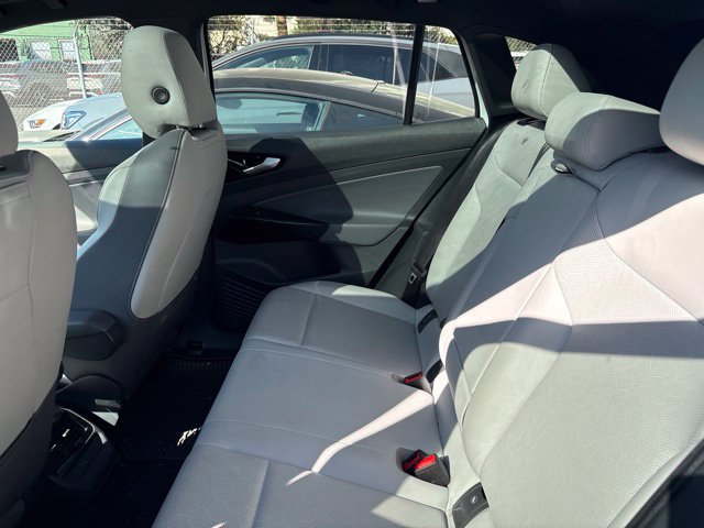 Certified 2022 Volkswagen ID.4 Pro S w/ Gradient Package AWD/4WD image 8