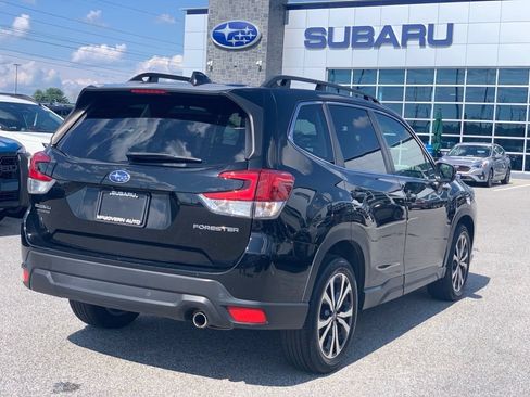 Used 2024 Subaru Forester Limited AWD/4WD image 8