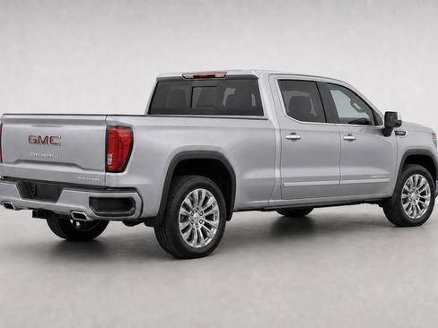 Used 2025 GMC Sierra 1500 Denali w/ Denali Reserve Package AWD/4WD image 3