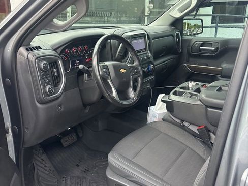Used 2020 Chevrolet Silverado 1500 LT w/ All-Star Edition AWD/4WD image 3