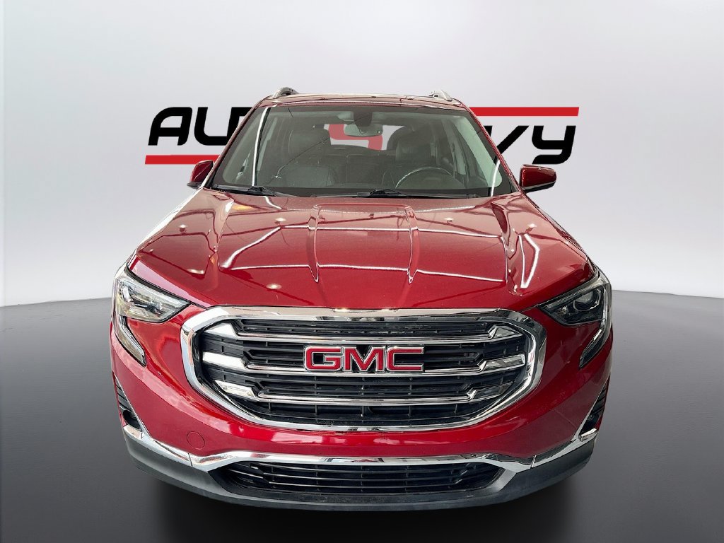 Used 2019 GMC Terrain SLT w/ Preferred Package FWD image 2