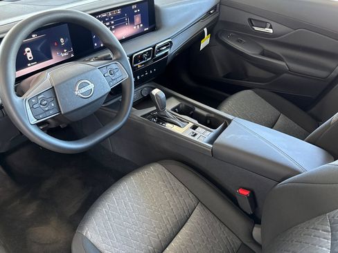 New 2026 Nissan Sentra SV image 10