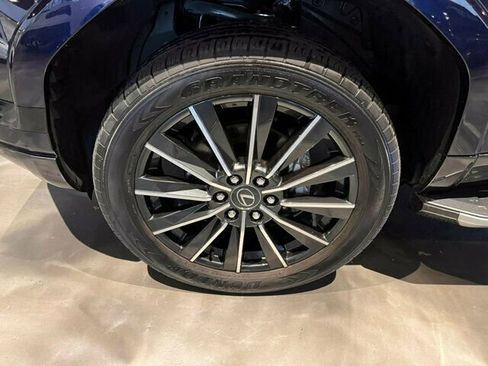 Used 2024 Lexus GX 550 w/ Accessory Package (31) image 10