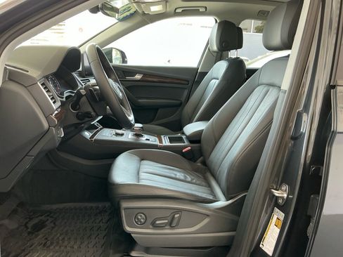 Used 2018 Audi Q5 2.0T Premium AWD/4WD image 34