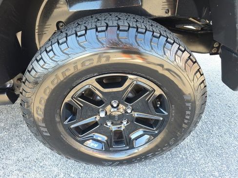 Used 2018 Jeep Wrangler Willys Wheeler image 7