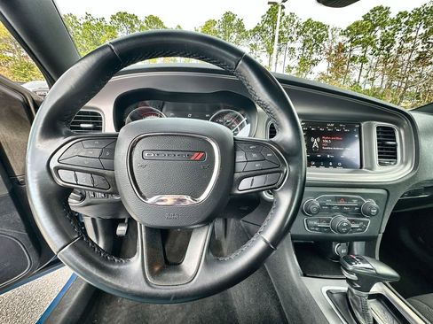 Used 2023 Dodge Charger GT image 11