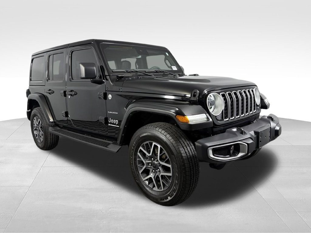 Used 2024 Jeep Wrangler Unlimited Sahara w/ Technology Group AWD/4WD image 6
