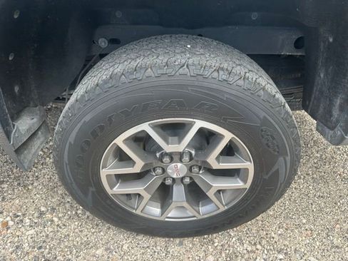 Certified 2019 GMC Canyon All Terrain AWD/4WD image 16