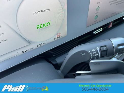 Used 2024 Hyundai Ioniq 5 Limited AWD/4WD image 35