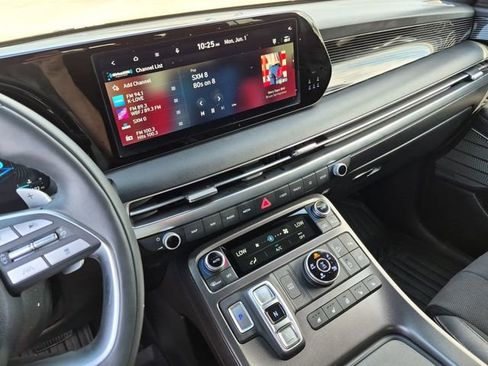 Used 2025 Hyundai Palisade Calligraphy AWD/4WD image 21