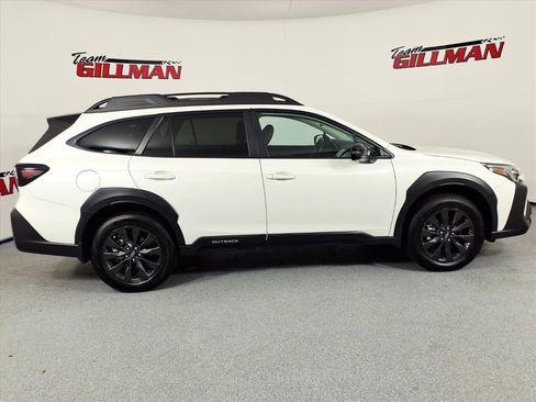 Certified 2025 Subaru Outback Onyx Edition image 3