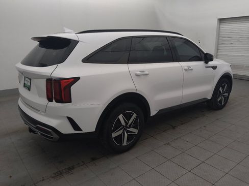 Used 2023 Kia Sorento S w/ Panoramic Sunroof Package FWD image 10