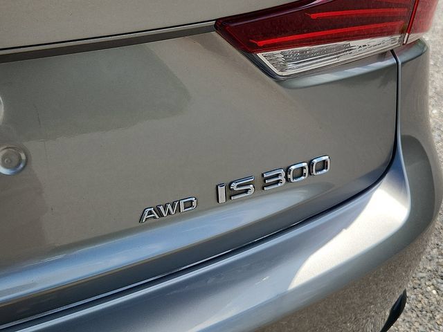 Used 2020 Lexus IS 300 AWD w/ Navigation Package image 30