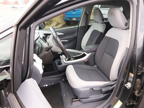 Used 2020 Chevrolet Bolt LT image 8