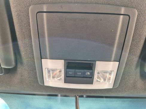 Used 2016 Ford F350 Lariat w/ Lariat Ultimate Package AWD/4WD image 25