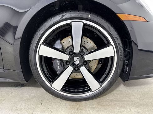 New 2026 Porsche 911 Carrera image 15