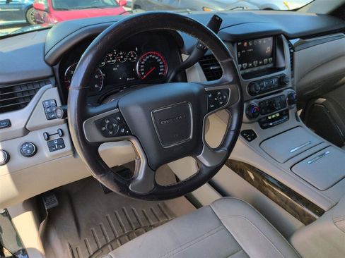 Used 2016 GMC Yukon XL Denali w/ Open Road Package AWD/4WD image 16
