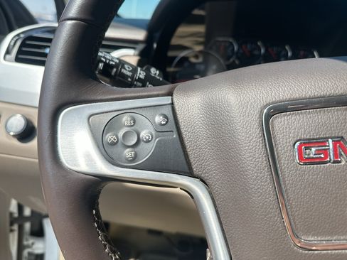 Used 2015 GMC Yukon SLE w/ Driver Alert Package AWD/4WD image 23