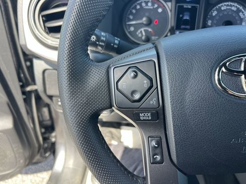 Used 2023 Toyota Tacoma TRD Off-Road AWD/4WD image 19