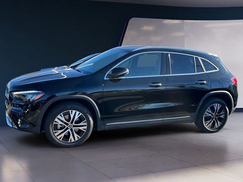 Certified 2025 Mercedes-Benz GLA 250 4MATIC image 2