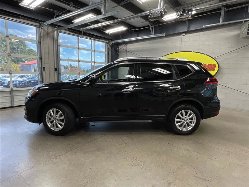 Used 2020 Nissan Rogue SV AWD/4WD image 2