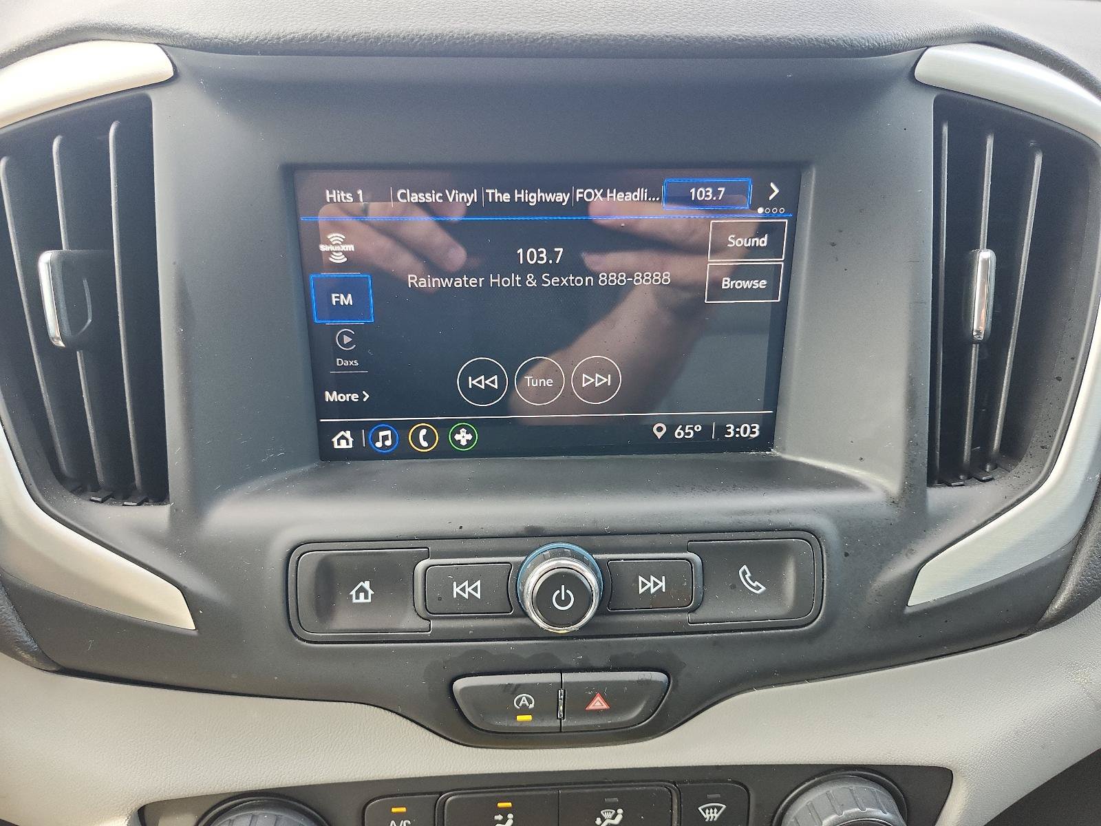 Used 2024 GMC Terrain SLE FWD image 13