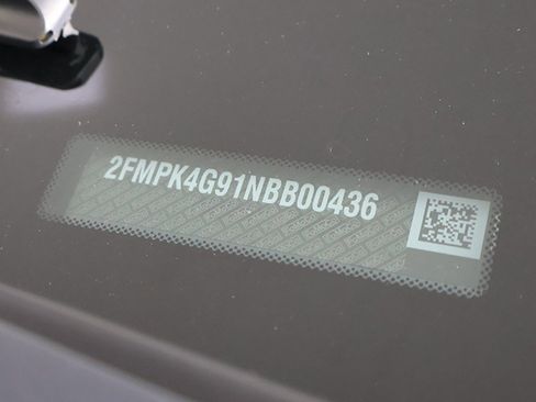 Used 2022 Ford Edge SE w/ Black Appearance Package image 40