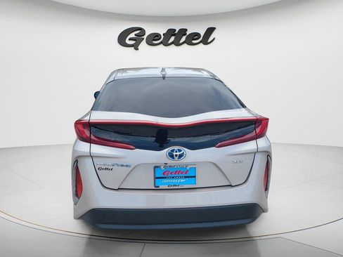 Used 2021 Toyota Prius Prime FWD image 6
