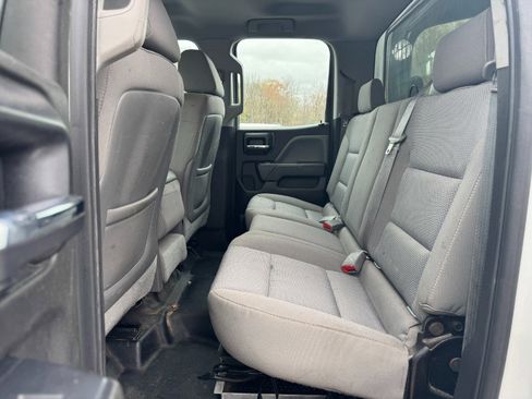 Used 2015 Chevrolet Silverado 2500 W/T AWD/4WD image 16