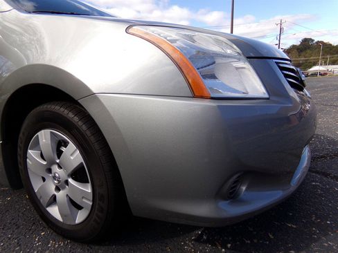 Used 2011 Nissan Sentra 2.0 image 5
