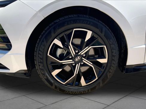 Used 2024 Hyundai Sonata SEL FWD image 11