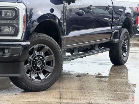 Used 2024 Ford F250 XL w/ STX Appearance Package AWD/4WD image 3